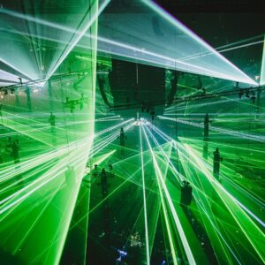 Verknipt Pecahkan Rekor Dunia untuk Pertunjukan Laser Terbesar