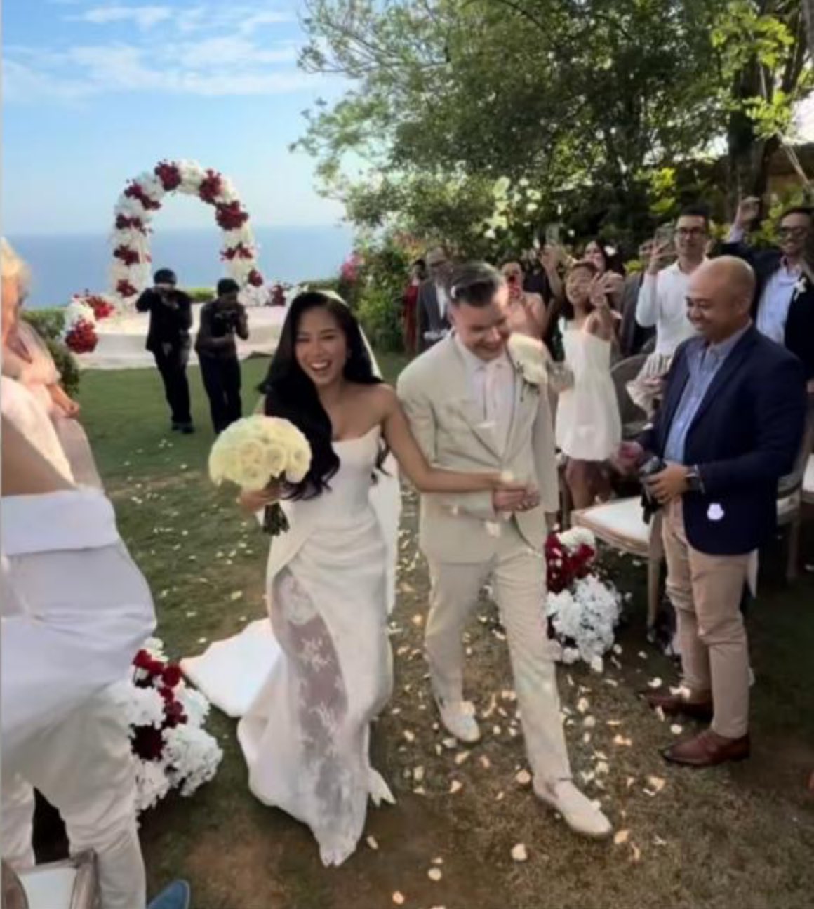 DJ Dash Berlin dan Sabronzo DOLLA Dikabarkan Resmi Menikah